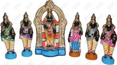 UNIKK Parthasarathi Set 21 cm Height of 6 Pieces Made of Eco Friendly Paper Mache Multicolor