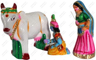 UNIKK Yashoda Krishna Set 17 cm Height of 3 Pieces Made of Eco Friendly Paper Mache Multicolor